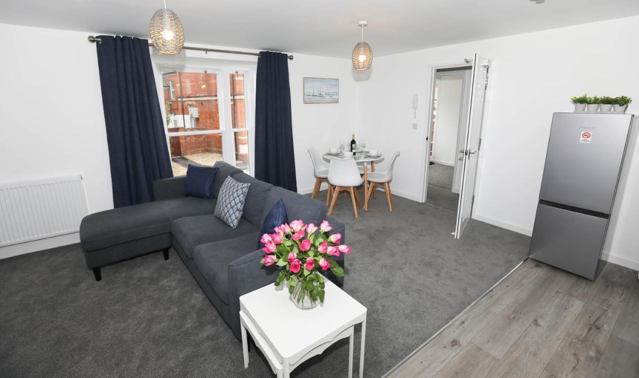Exmouth - Apartment 2, Strand House - Modern 2 Bedroom Apartment, Perfect Location For Access To Beach & Town Centre - Sleeps 4 Guests - Hosted By Rentmyhouse Екстер'єр фото